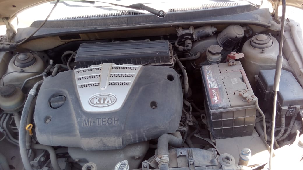  Kia RIO 2004    EN DESARME